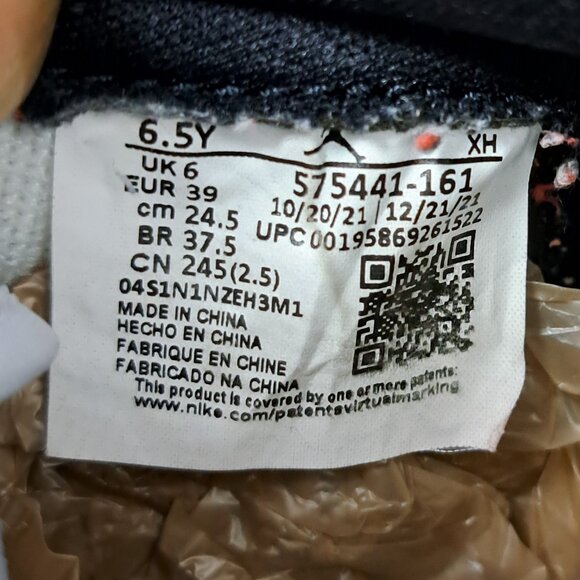 %Size 6.5Y Nike Boys Air Jordan 1 High OG Red White AJ27
